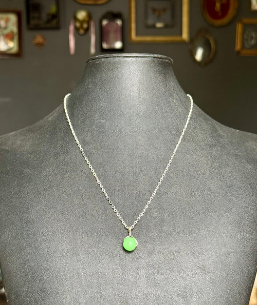 *URANIUM GLASS* bead pendant necklace