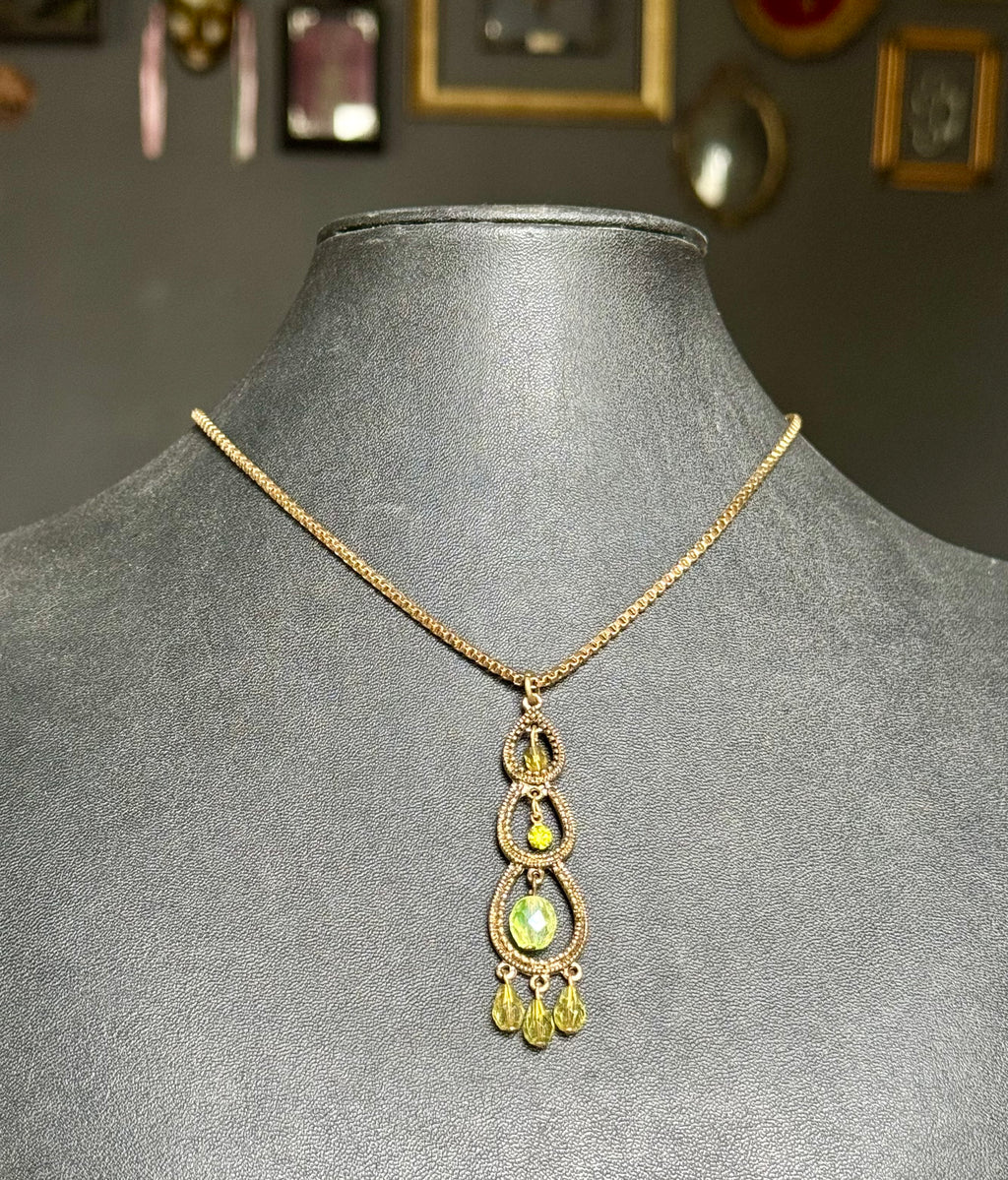 *URANIUM GLASS* vintage pendant necklace