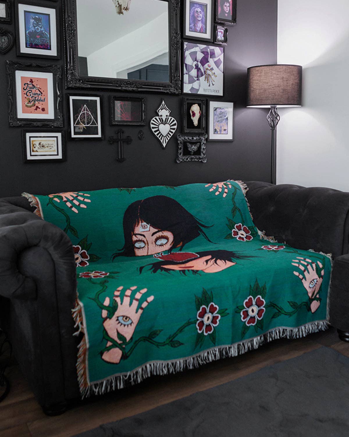 Detachment - Anatomical Heart Woven Blanket
