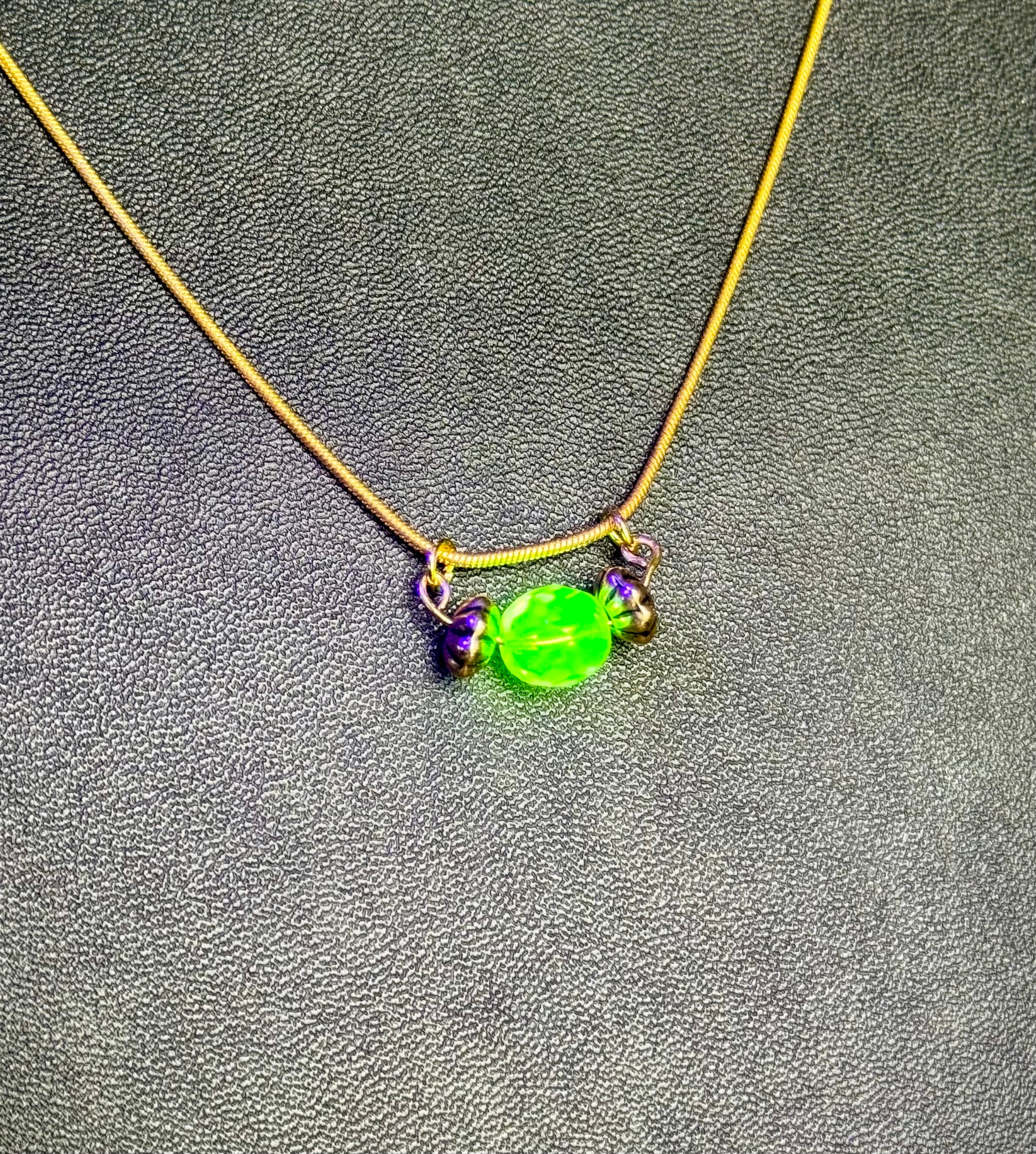 *URANIUM GLASS* bead necklace